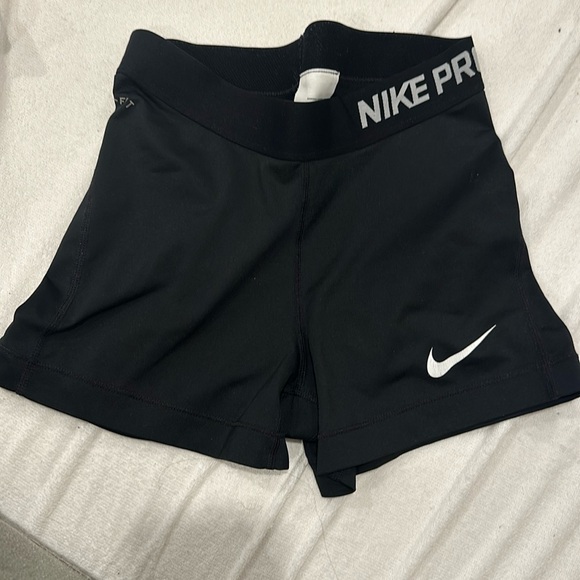 Black Nike pro running Shorts - Picture 1 of 3